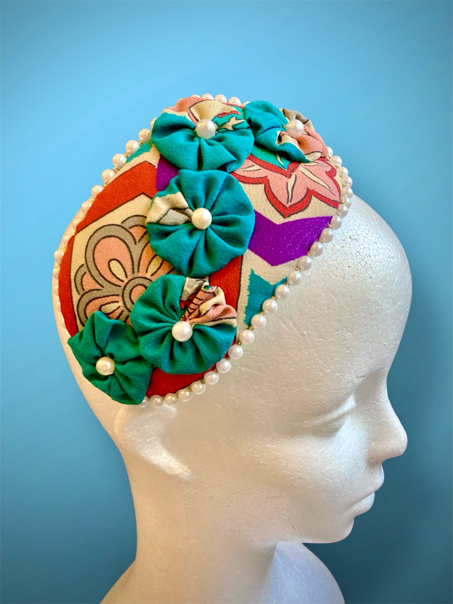 ✤ アンティーク縮緬 パール巻ヘッドドレス/古典柄 ヨーヨーキルト ✤