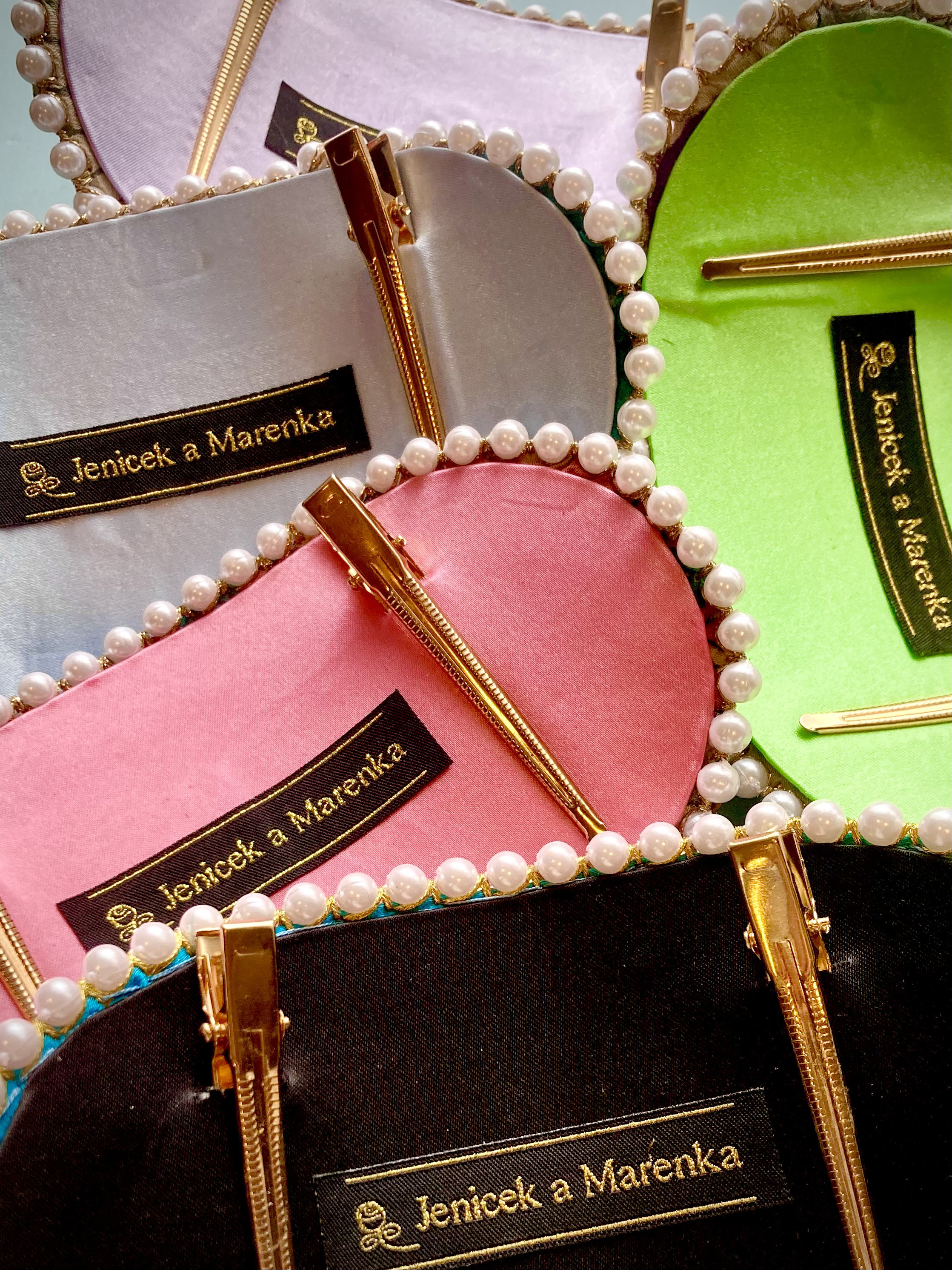 ✤ アンティーク縮緬 パール巻ヘッドドレス/古典柄 ヨーヨーキルト ✤