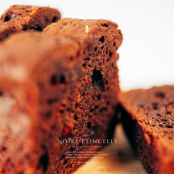 【季節限定】Noire Étincelle - 火花- 黒糖とカイエンペッパーのチョコレートケーキ 4枚目の画像