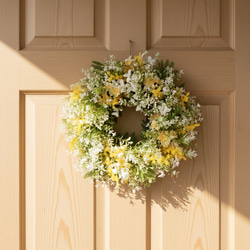 ミモザと小花グリーンのスプリングリース｜春を告げるナチュラルリース（直径30cm） 9枚目の画像