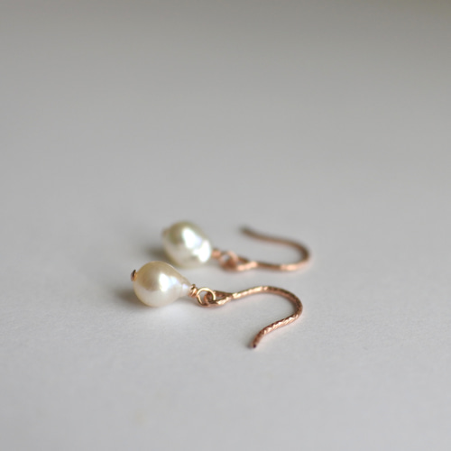 あこや真珠の一粒ピアス ピンク14kgf ピアス（フック・チェーン