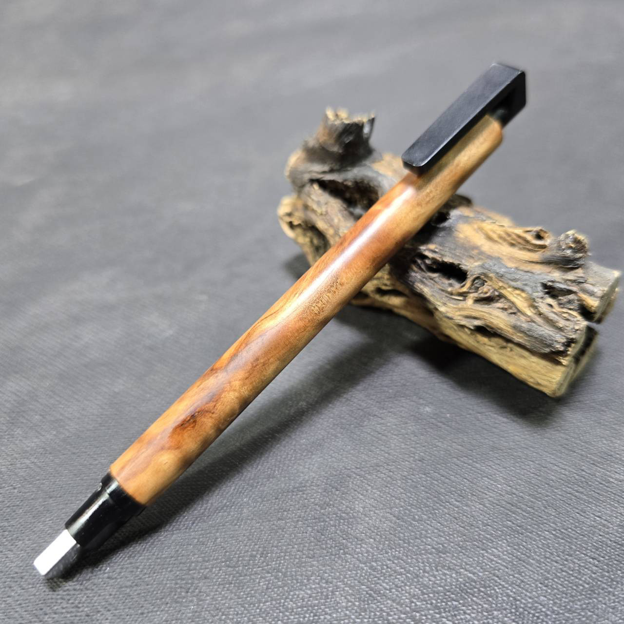 越前杉  MONO zero 角型消しゴム【送料・ギフトボックス無料・当日発送】322