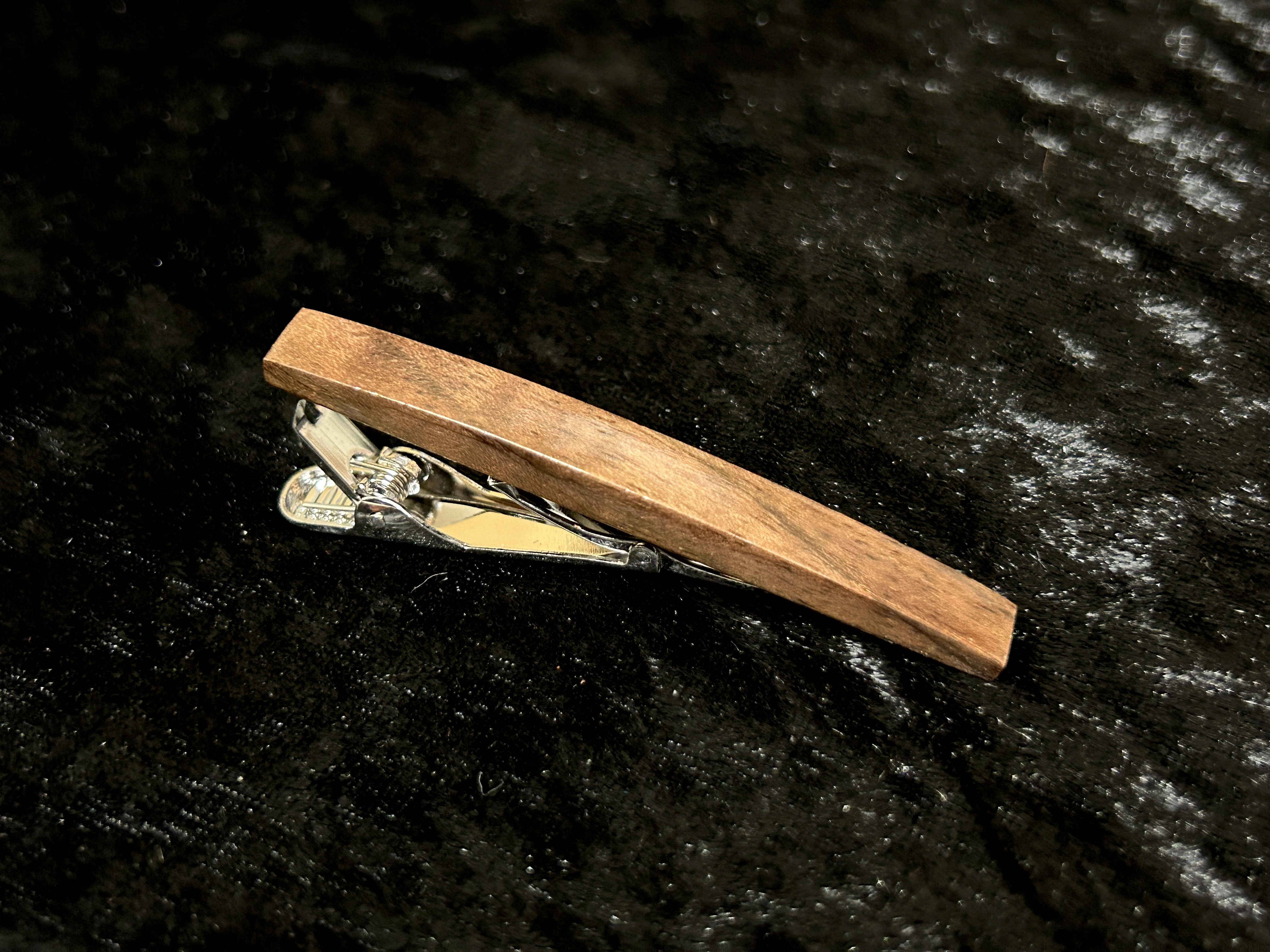 木製ネクタイピン　Walnut B