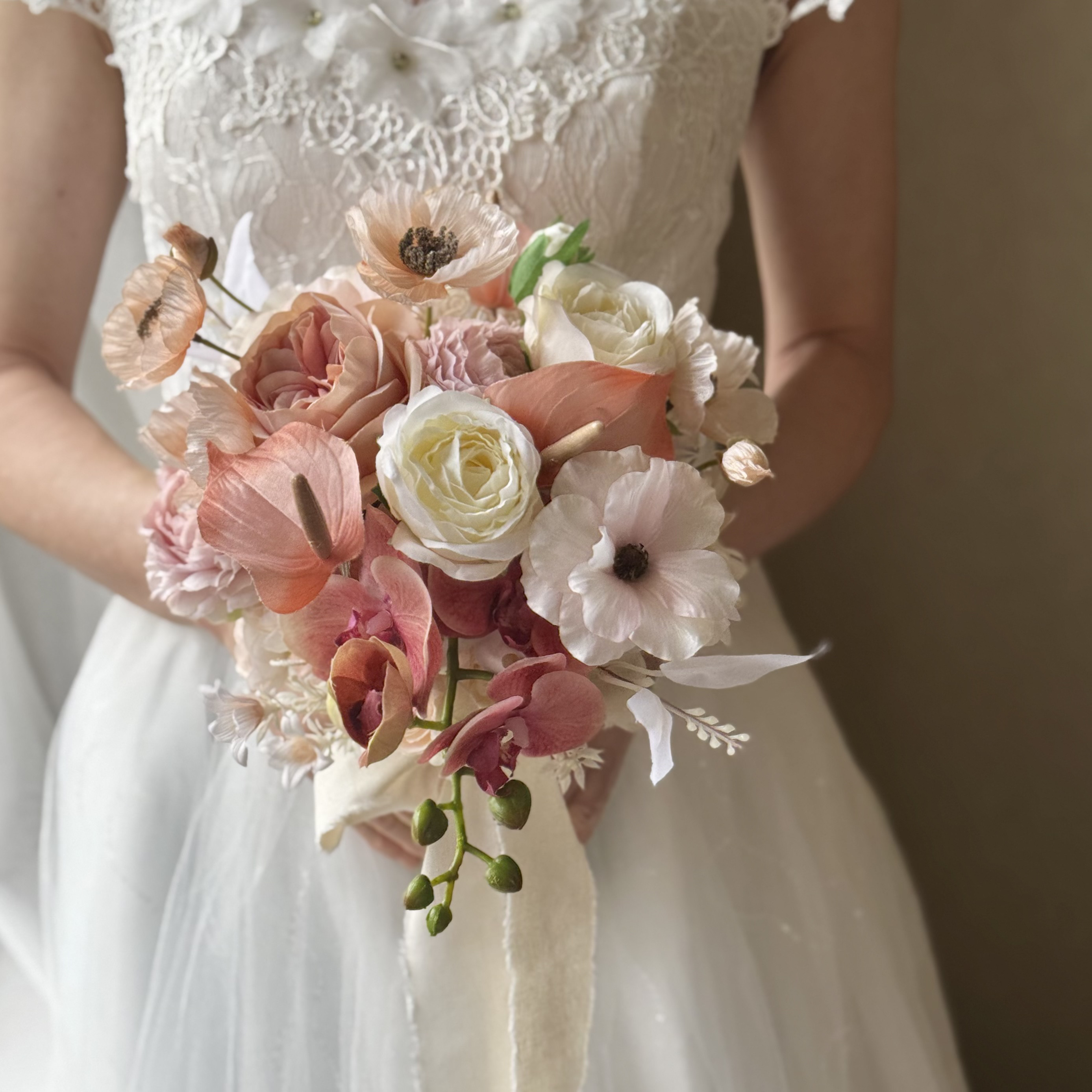 【即納】前撮り ウェディングブーケ 造花｜サーモンカラー ブートニアセット