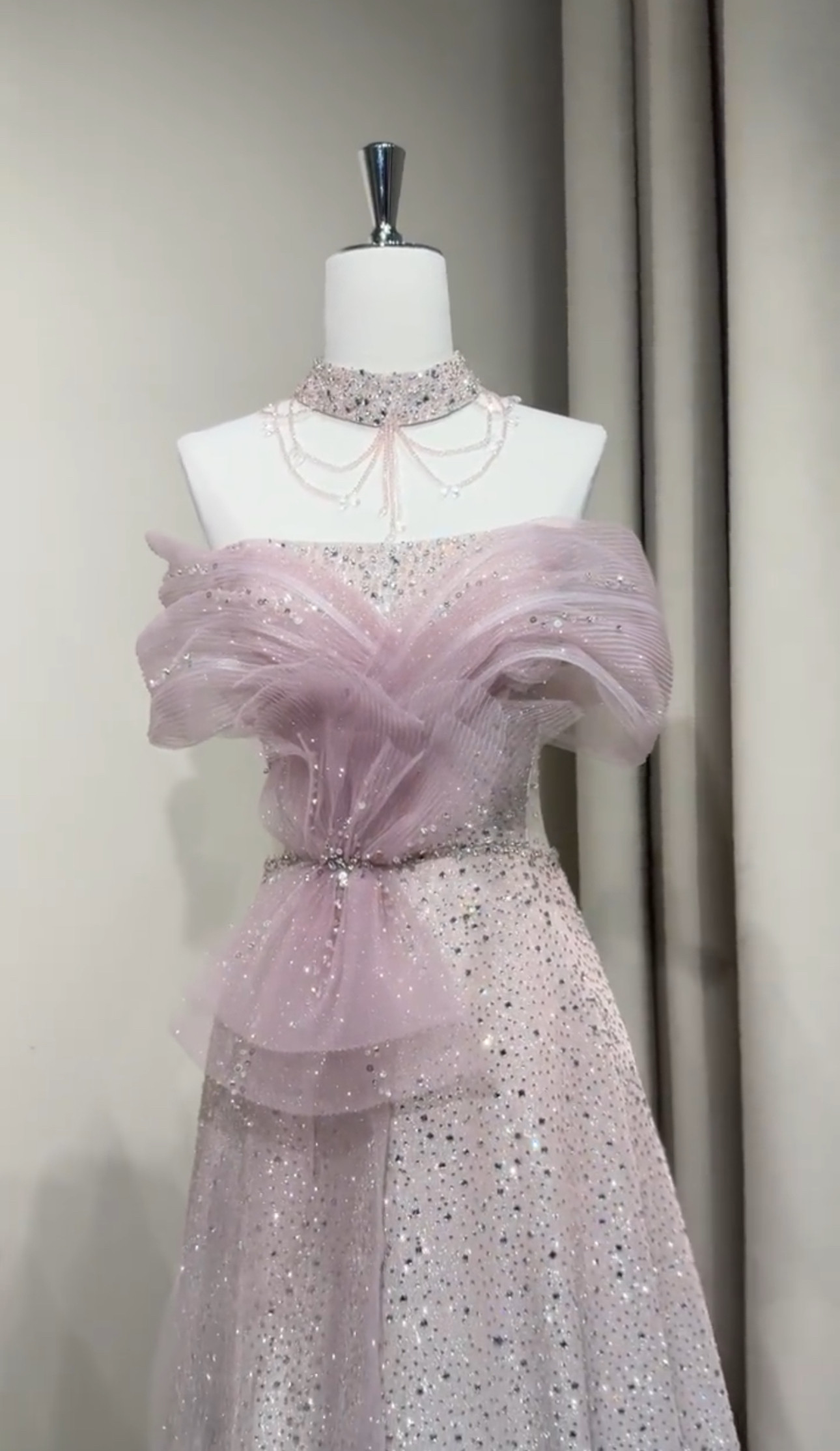 激売れ人気商品　オフショルダー　グラデーション　二の腕を隠せる　ピンクブルー　フロアー丈　パーティードレス成人式ワンピー