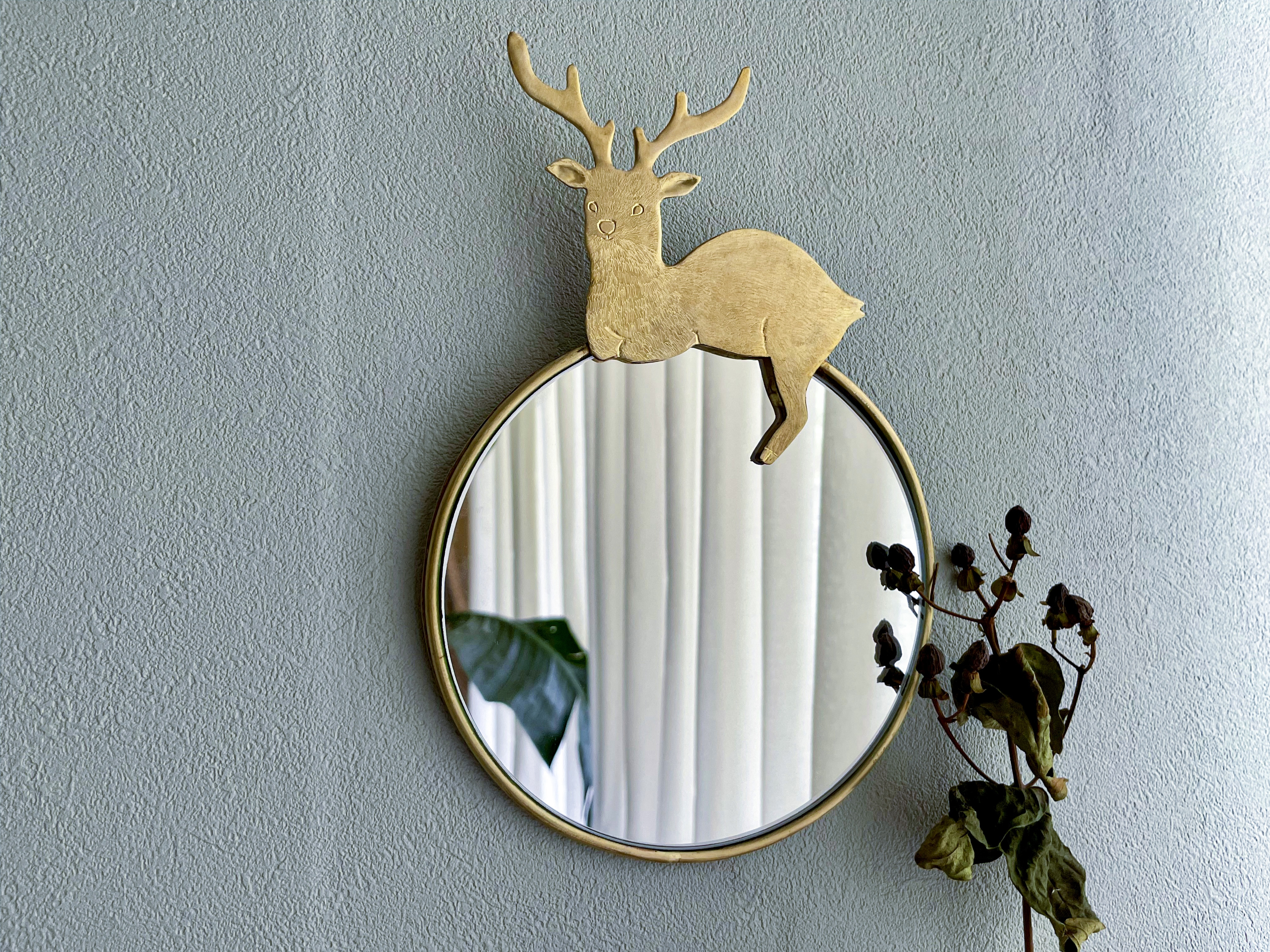 「鹿」壁掛け鏡　真鍮