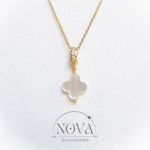 マザーオブパール クローバー ネックレス / サージカルステンレス 貝