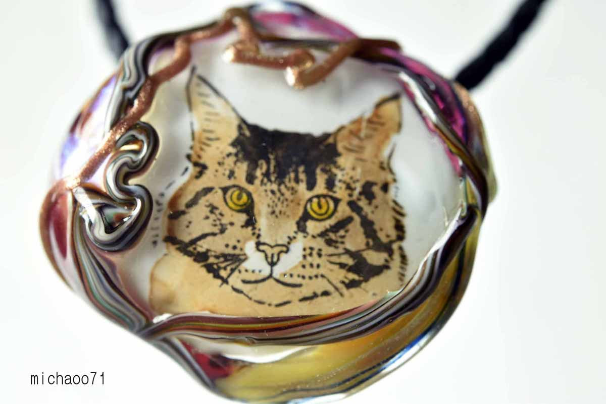 猫　とんぼ玉 トンボ玉 蜻蛉玉 ペンダントトップ   モレッティ   ハンドメイド 13456-491