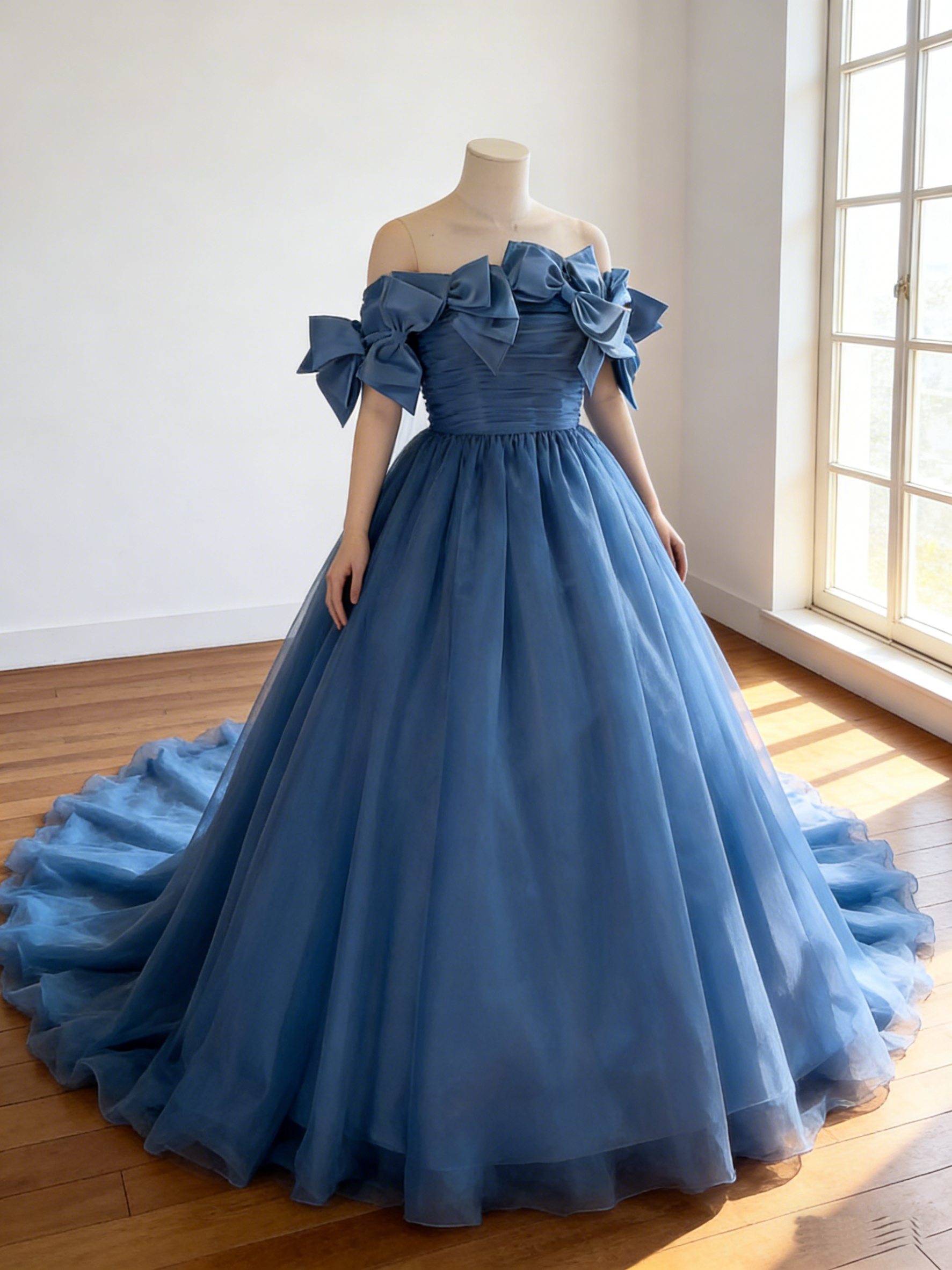 カラードレス  ブルー  フリルオフショルダー  ソフトチュール  華やかなトレーン  花嫁 前撮り