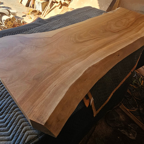 楠 ダイニング テーブル カウンター 一枚板 栃 座卓 杢 モンキーポッド