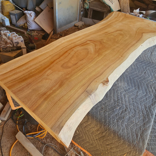 楠　一枚板　ダイニング　テーブル　最高級　カウンター　栃　座卓　リビング　希少 楠 一枚板 ダイニング テーブル リビング 栃 ウォールナット 希少 座卓