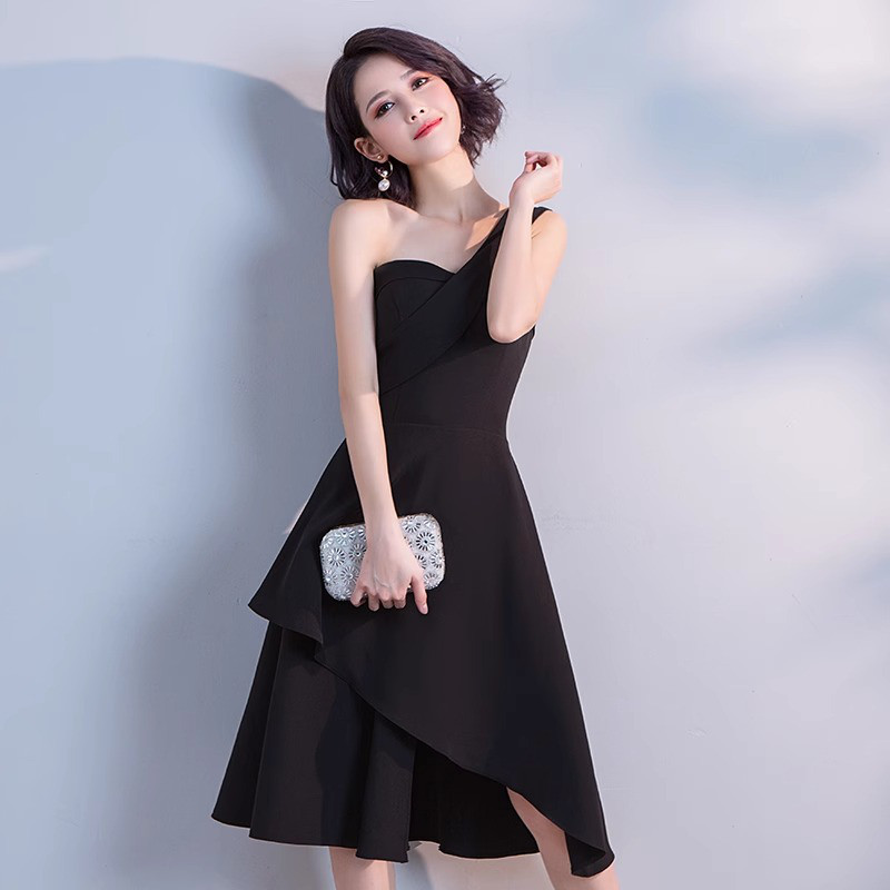 高級感 パーティードレス 黒 ノースリーブ ショート丈 シンプル 誕生日 成人式 二次会 前撮り お呼ばれ AK867