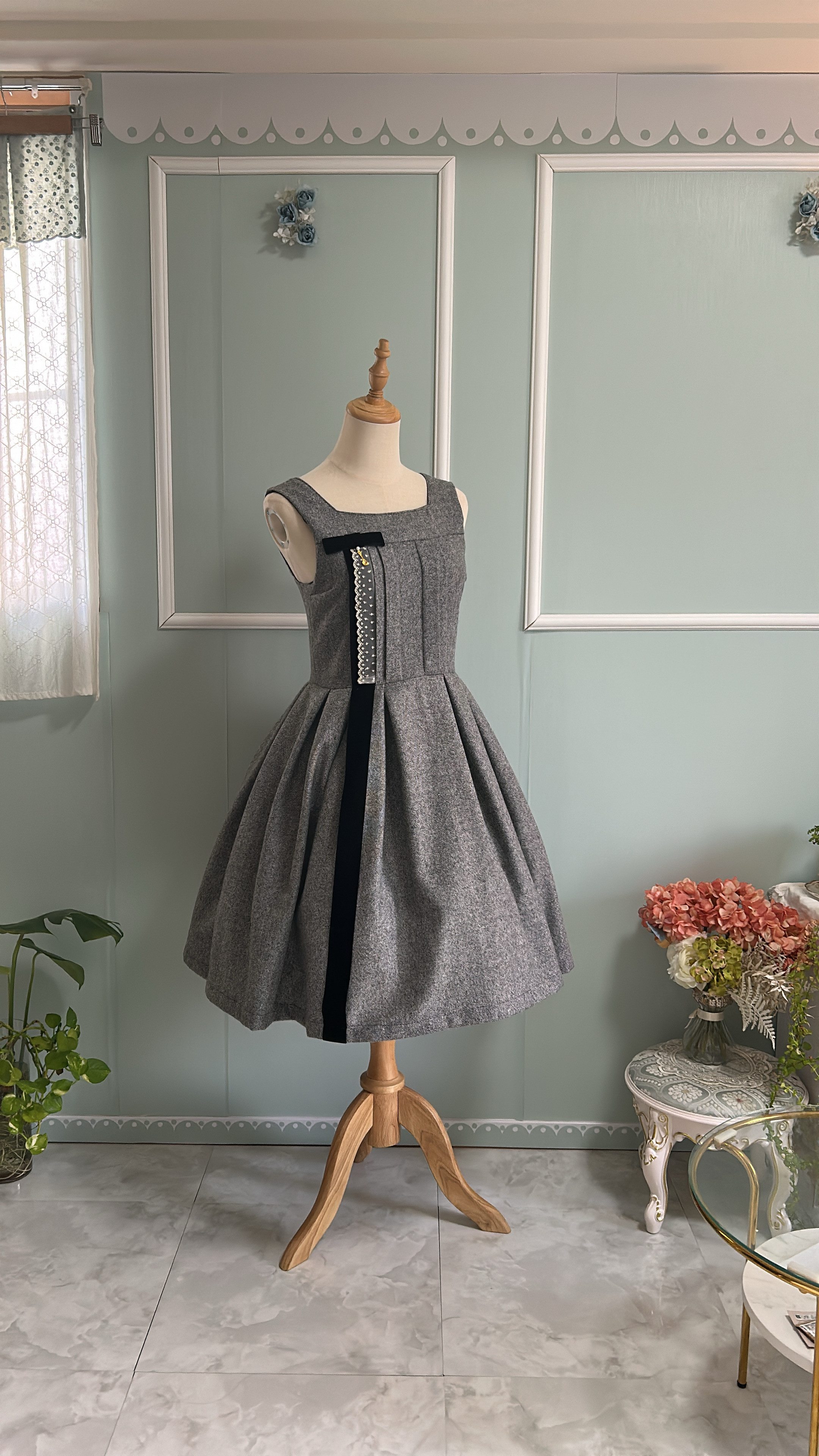 【別珍リボンワンピース】（ショート丈）