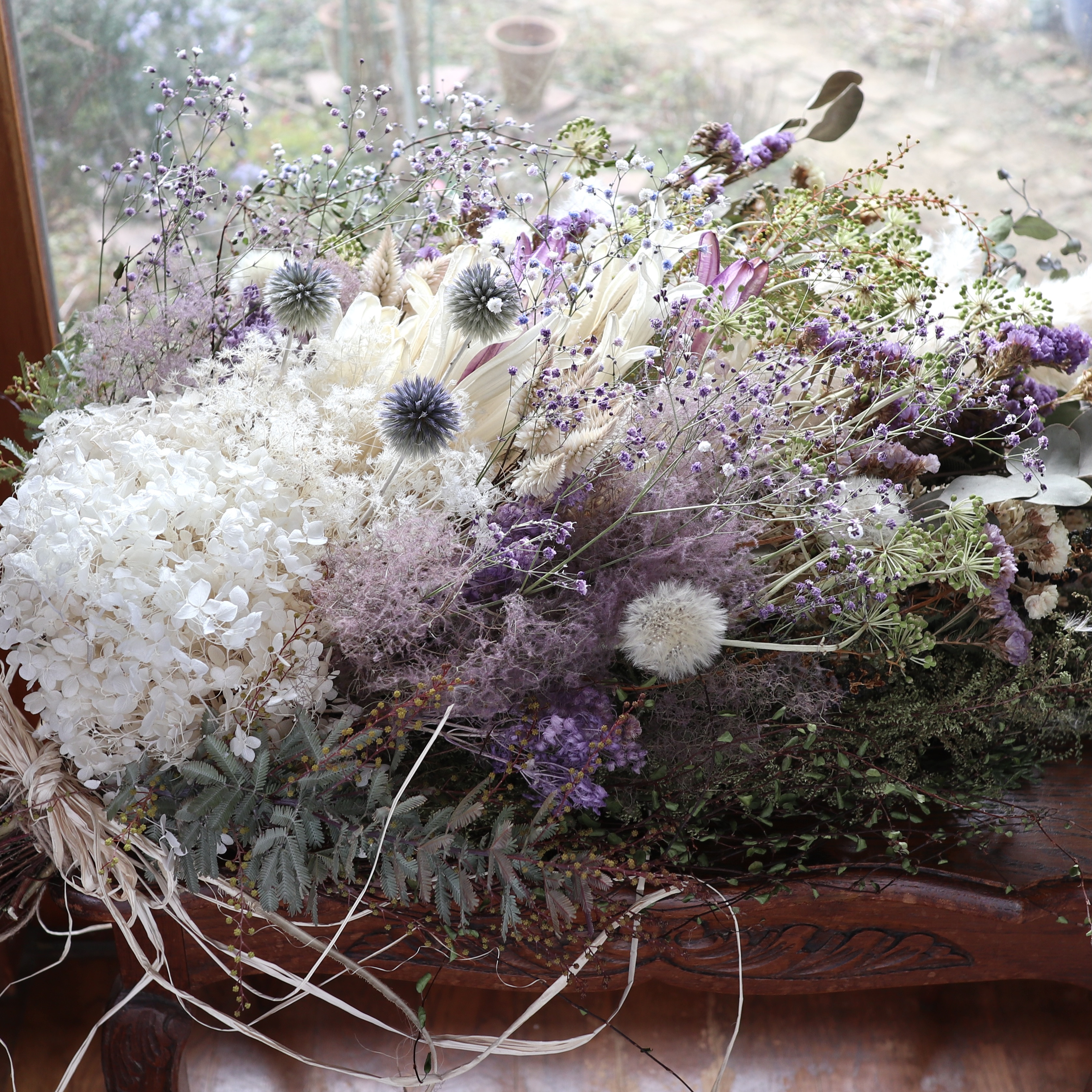 (75cm) ＊特大＊パンパスグラスとスモークツリーのふわふわのボリュームスワッグ/パープルホワイト/ドライフラワー/春