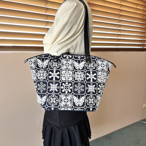 creema限定、ミナペルホネンのforest toleのファスナーマルシェトート