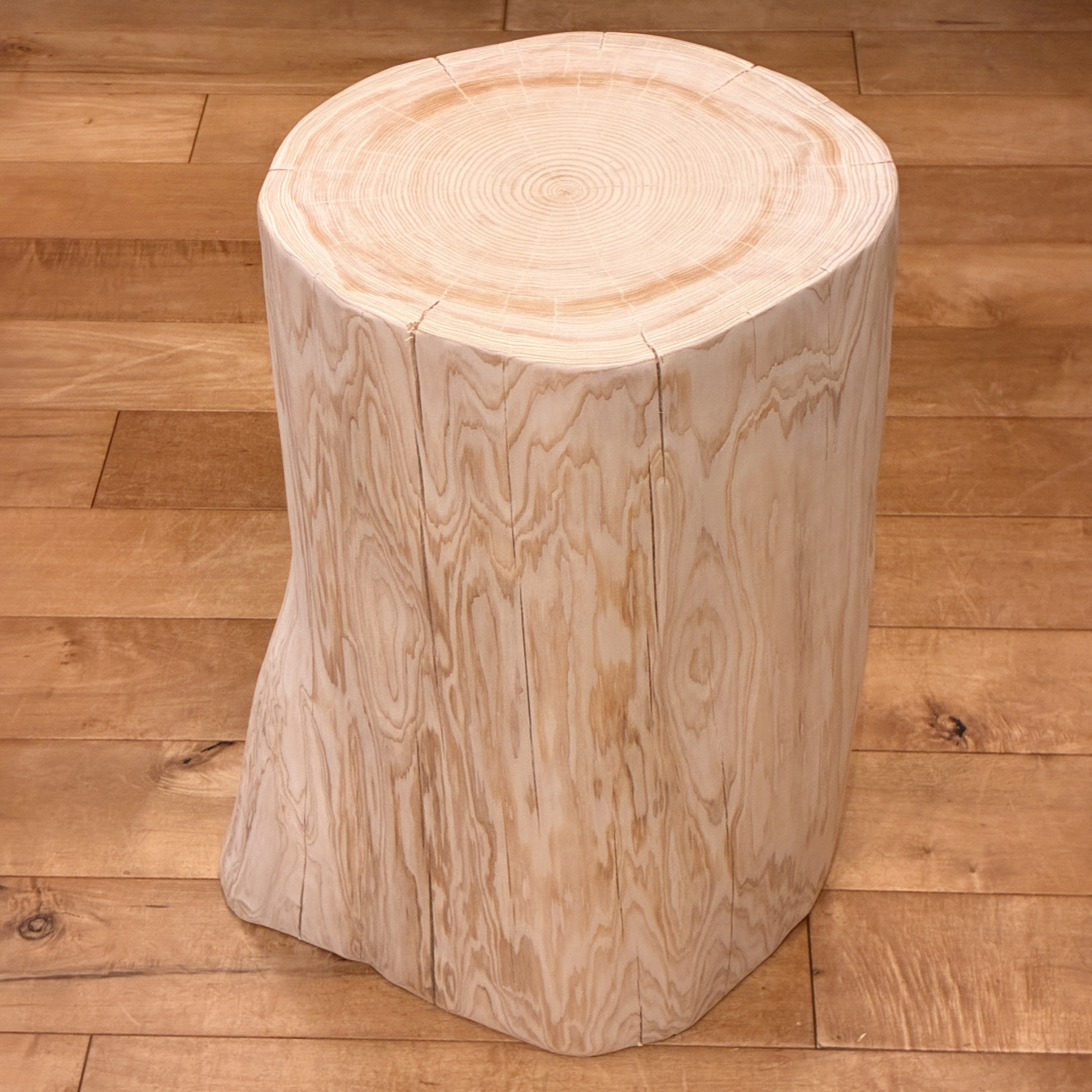 Hinoki  Wood  Stool  No.1552