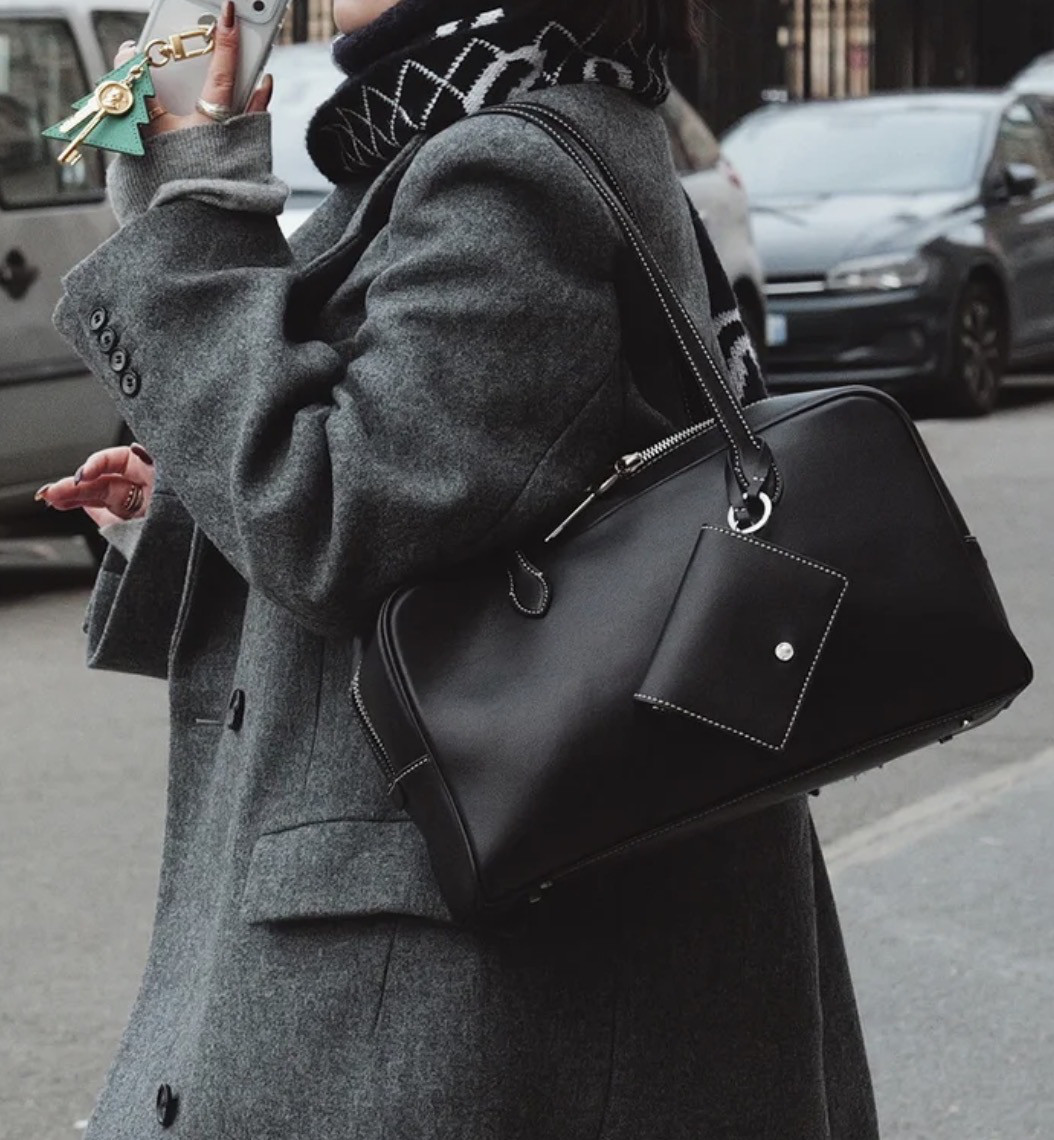 ボストンバッグ ブラック｜牛革×リネン裏地｜軽量0.7kg｜肩掛けOK｜34×19×8.5