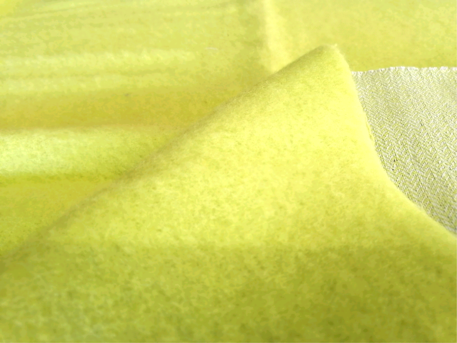 テニスボール生地(起毛後)
