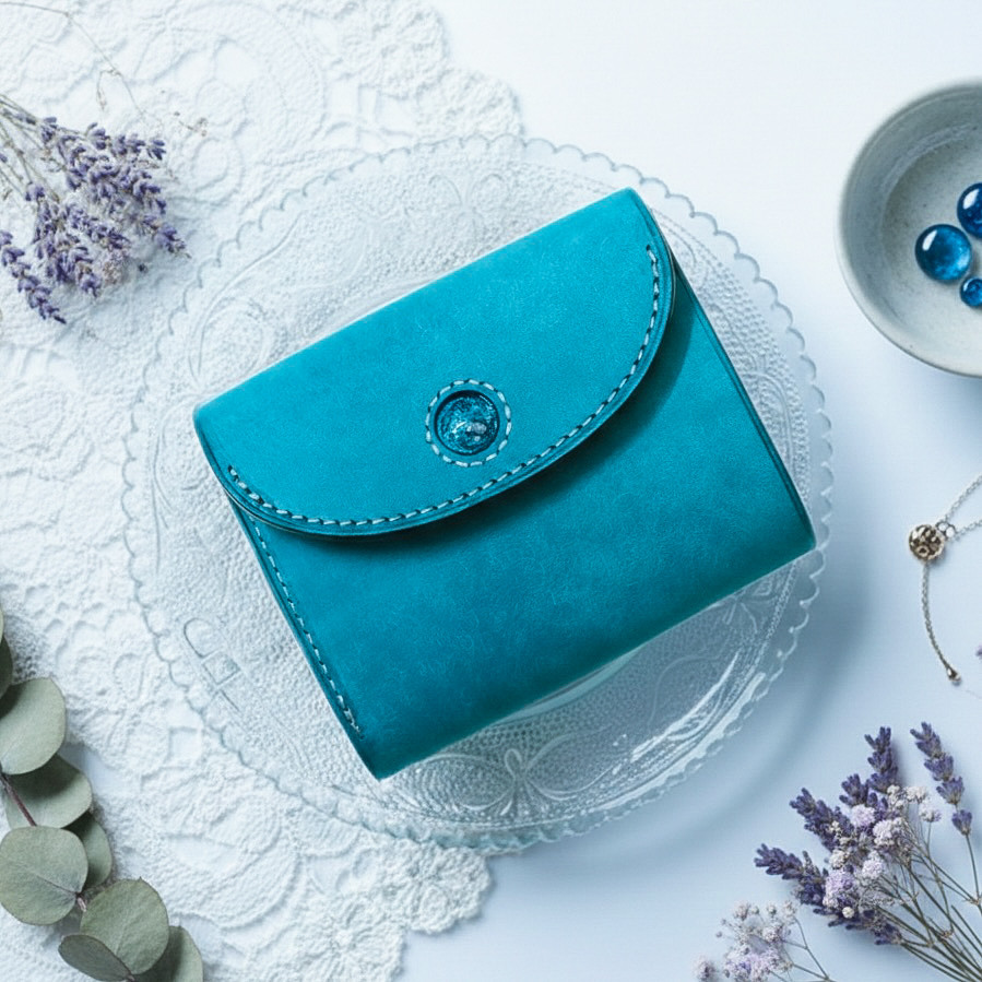 ＊特集掲載＊ flap mini wallet [ オーロラクリスタル ] ミニ財布 コンパクトウォレット 星空 夜空