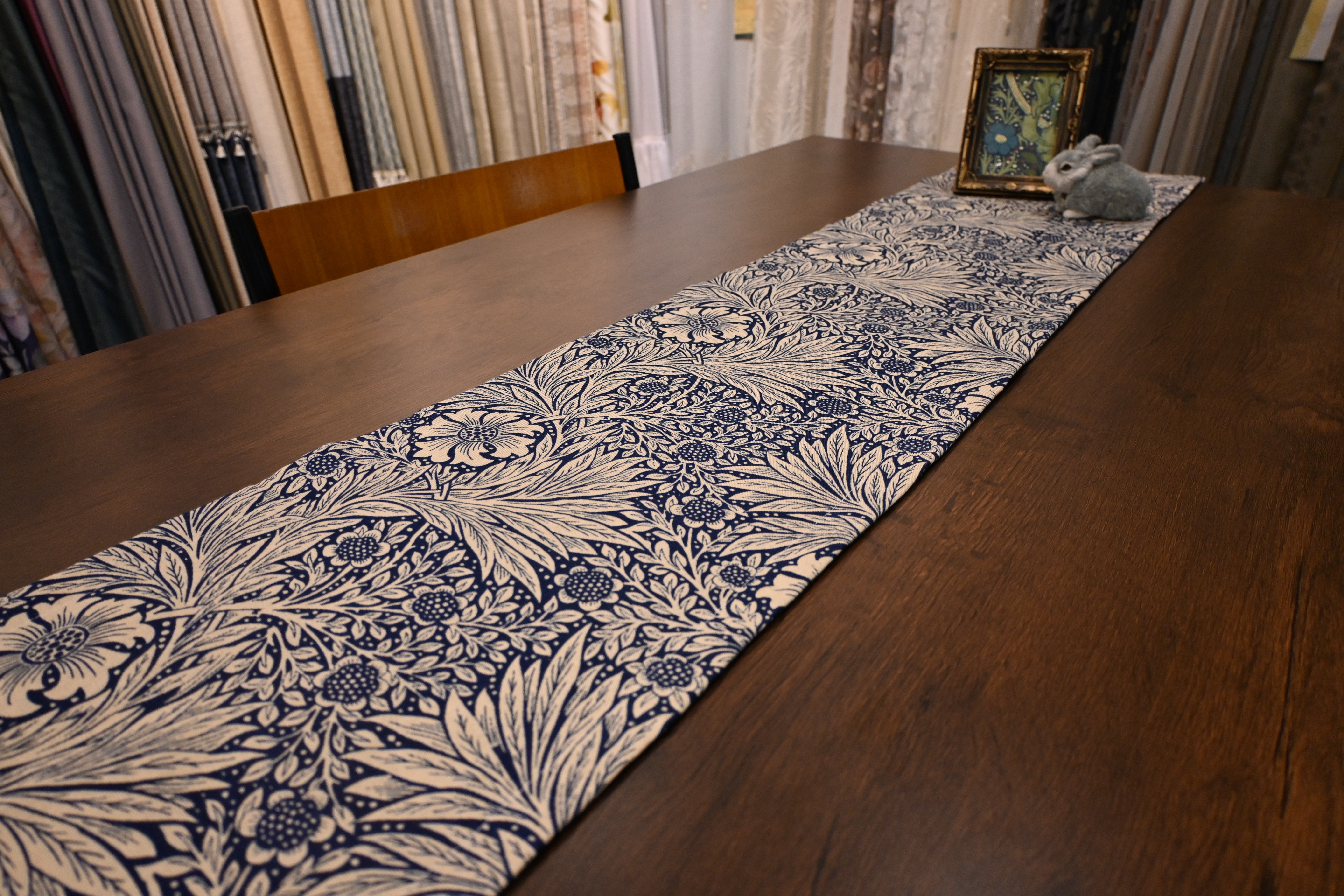 ウィリアムモリス　マリーゴールド　テーブルランナー