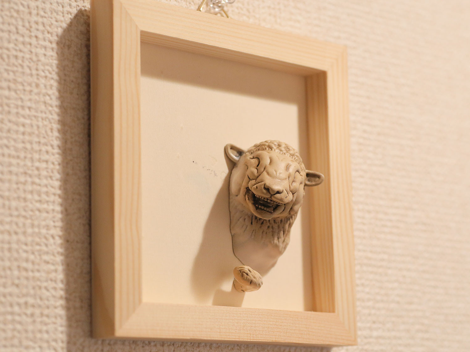 オブジェ 立体アート / 理由のない笑顔 — 境界線を越えた羊のメッセンジャー 7,252円