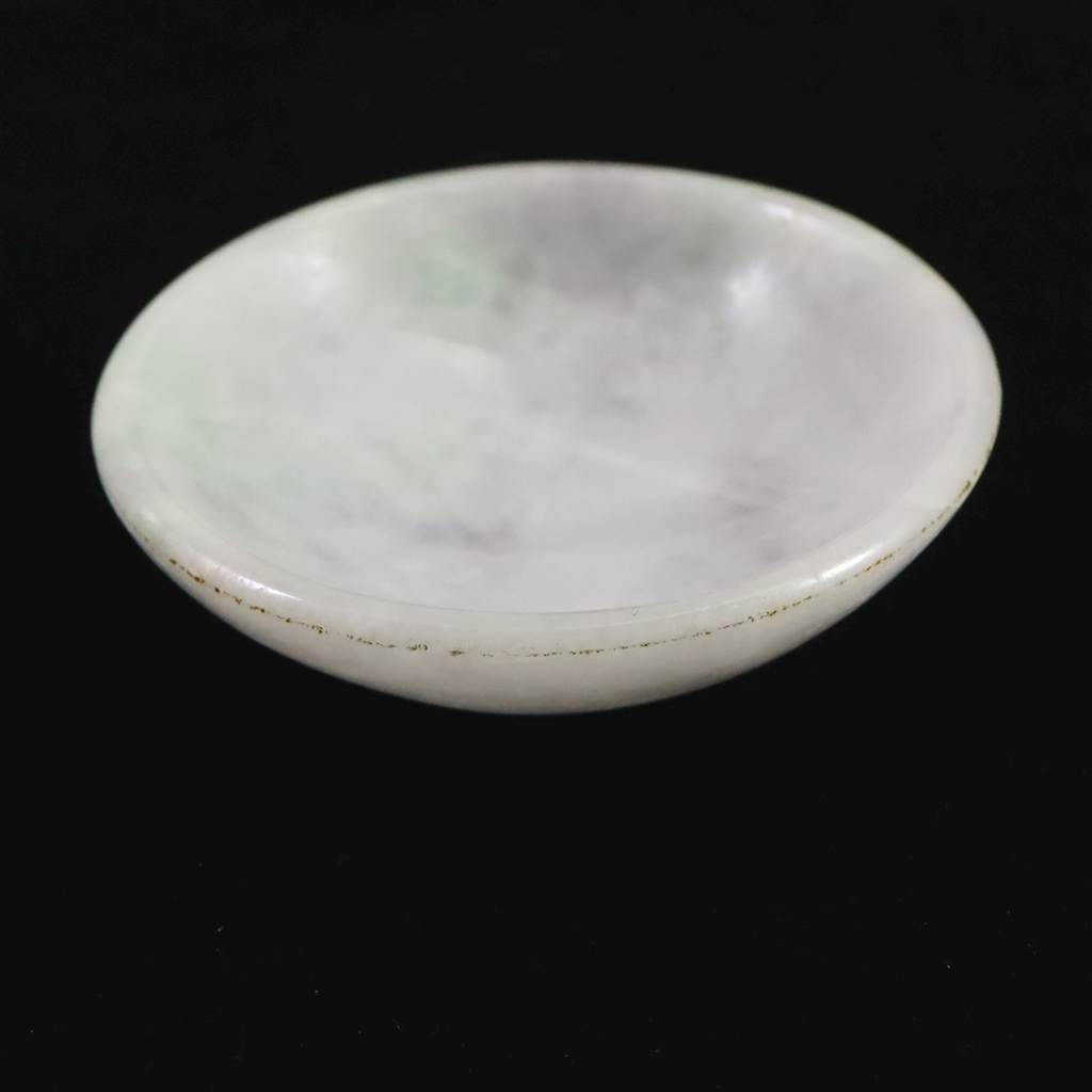 ミャンマー産 ホワイト翡翠 ヒスイ 52mm小皿 36.8g #25945