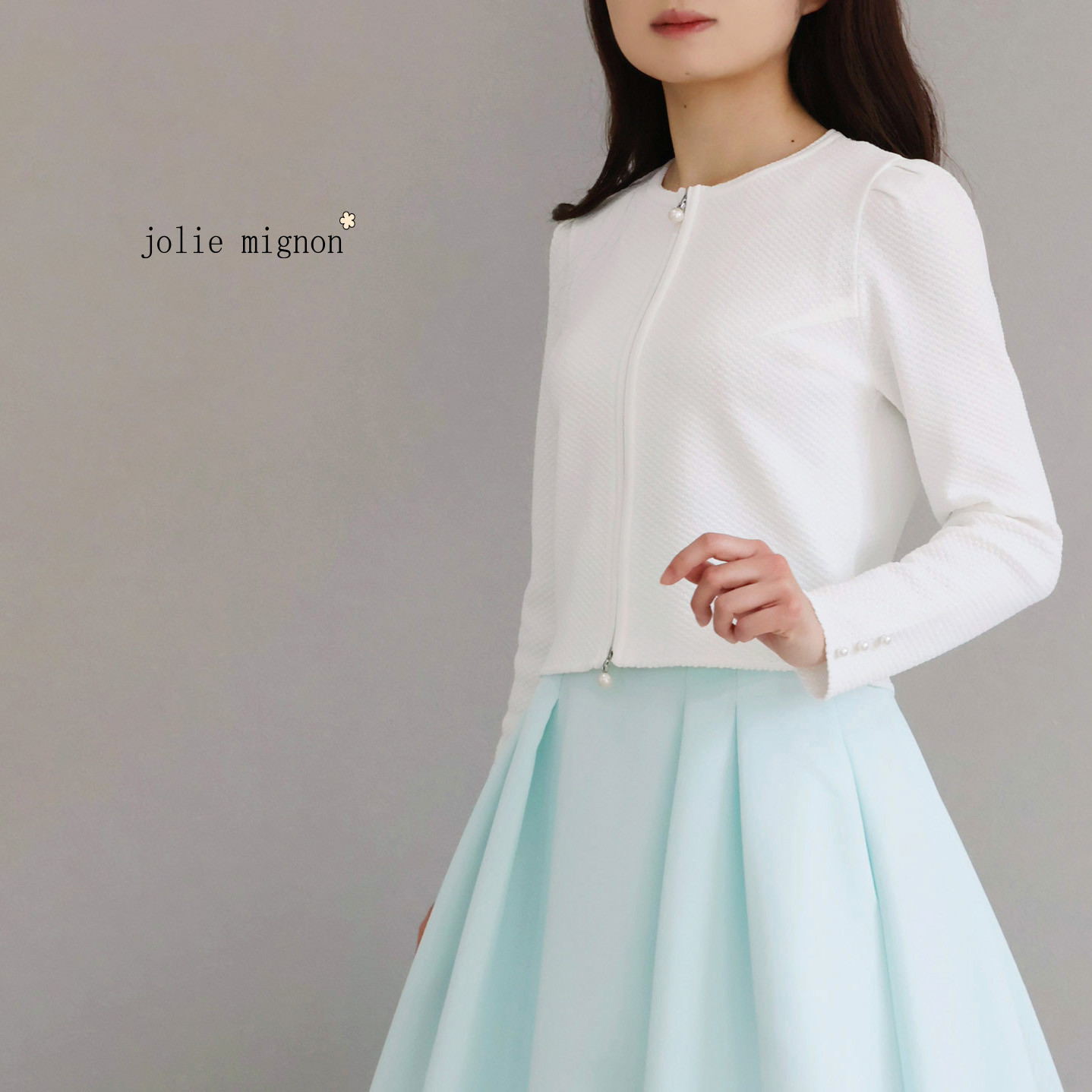 【人気アイテム！】ふくれジャガード編み ジップアップニットジャケット【ホワイト】