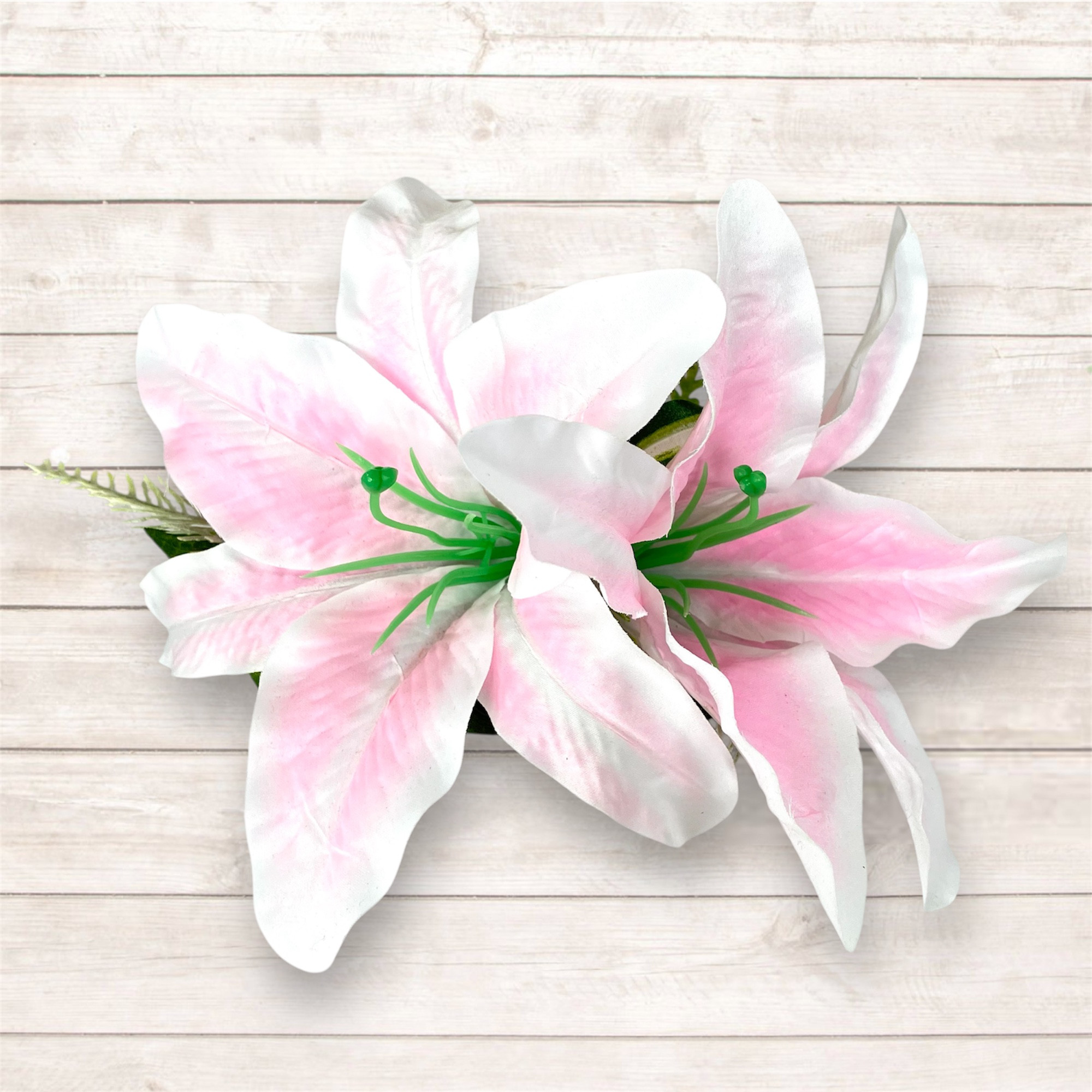 柔らかなピンクリリー/フラダンス髪飾り/フラ髪飾り/ハワイアン髪飾り/舞台/和装/舞台/和装/ブーケ風/発表会／着物