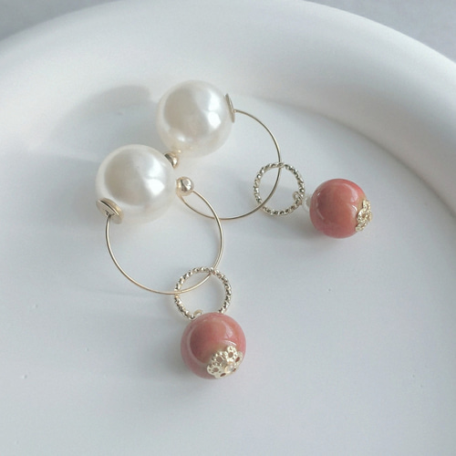 商談中です】ハンドメイドイヤーカフ⭐2個セット⭐シェルパール