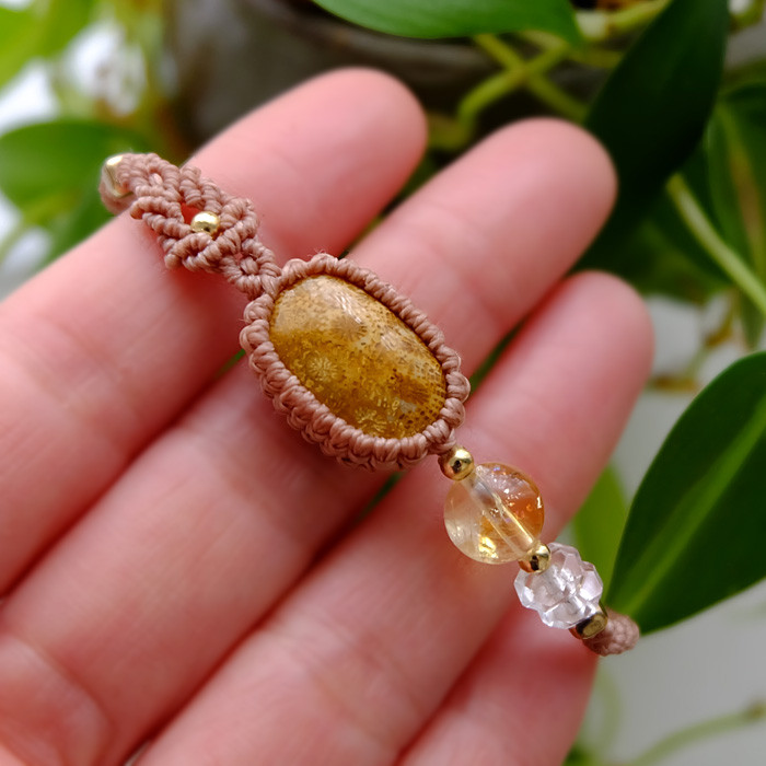 フォッシルコーラル（インドネシア産）化石珊瑚・天然シトリン マクラメ編みブレスレット 誕生日プレゼントギフト 3818