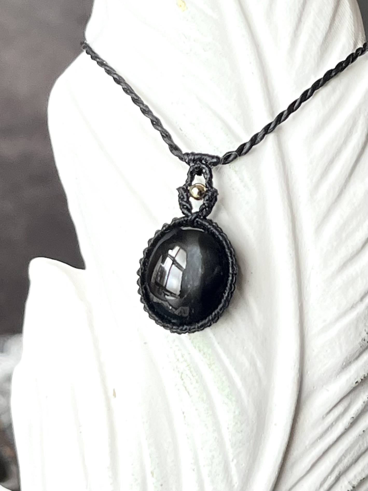 ブラックスター 【シンプルminiシリーズ】 マクラメネックレス