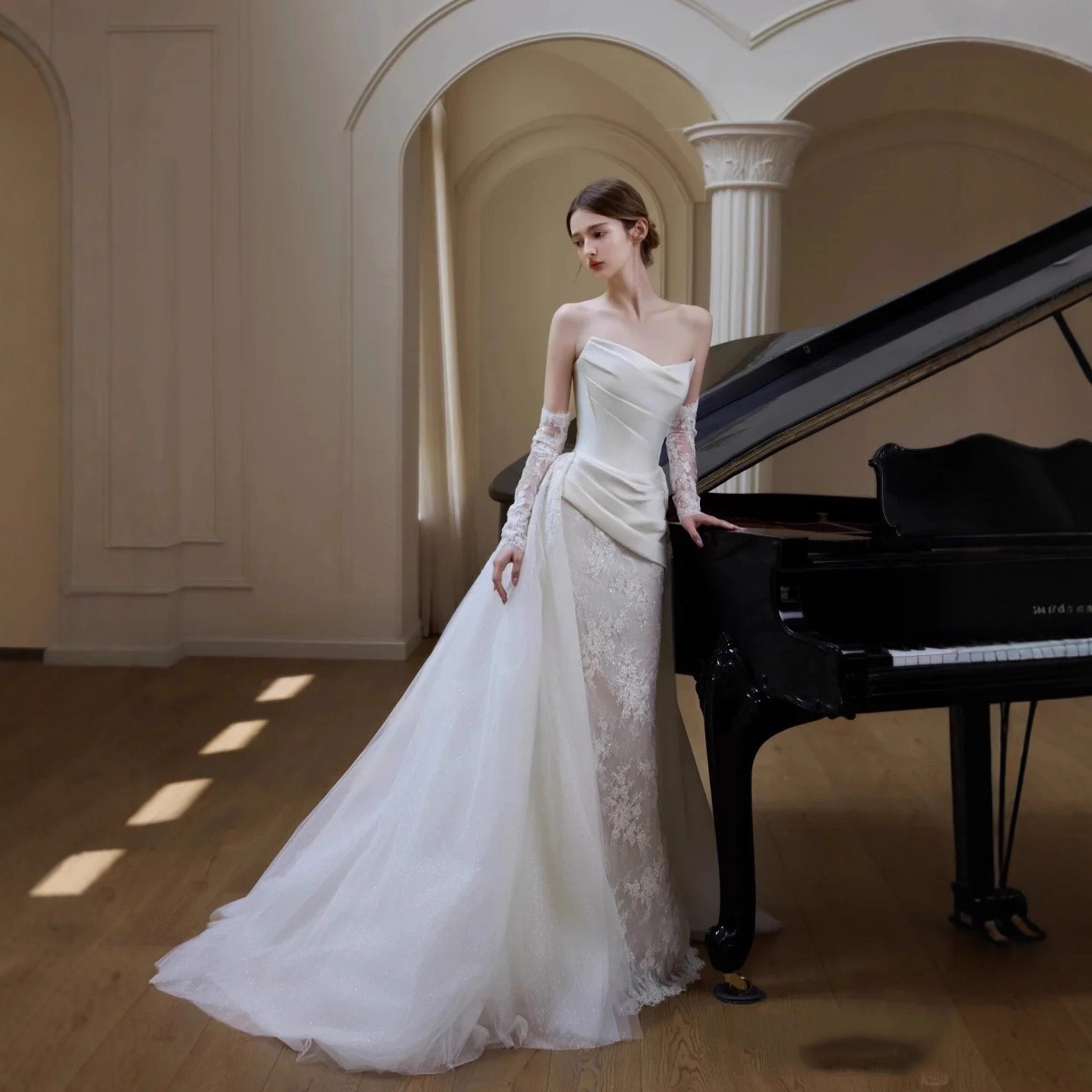 高級感 白 黒 レース トレーン パーティードレス スリム 綺麗 結婚式 花嫁 誕生日 二次会 前撮り HL1374