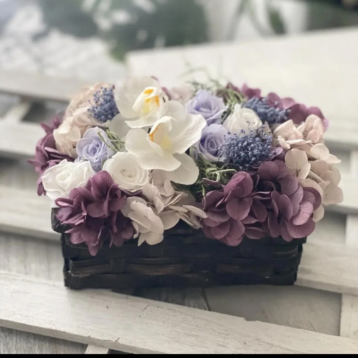 幸せ胡蝶蘭とパープルローズのアレンジプ　開店祝い　結婚祝い　プリザーブドフラワー　古希祝い　喜寿祝い　紫　退職祝い