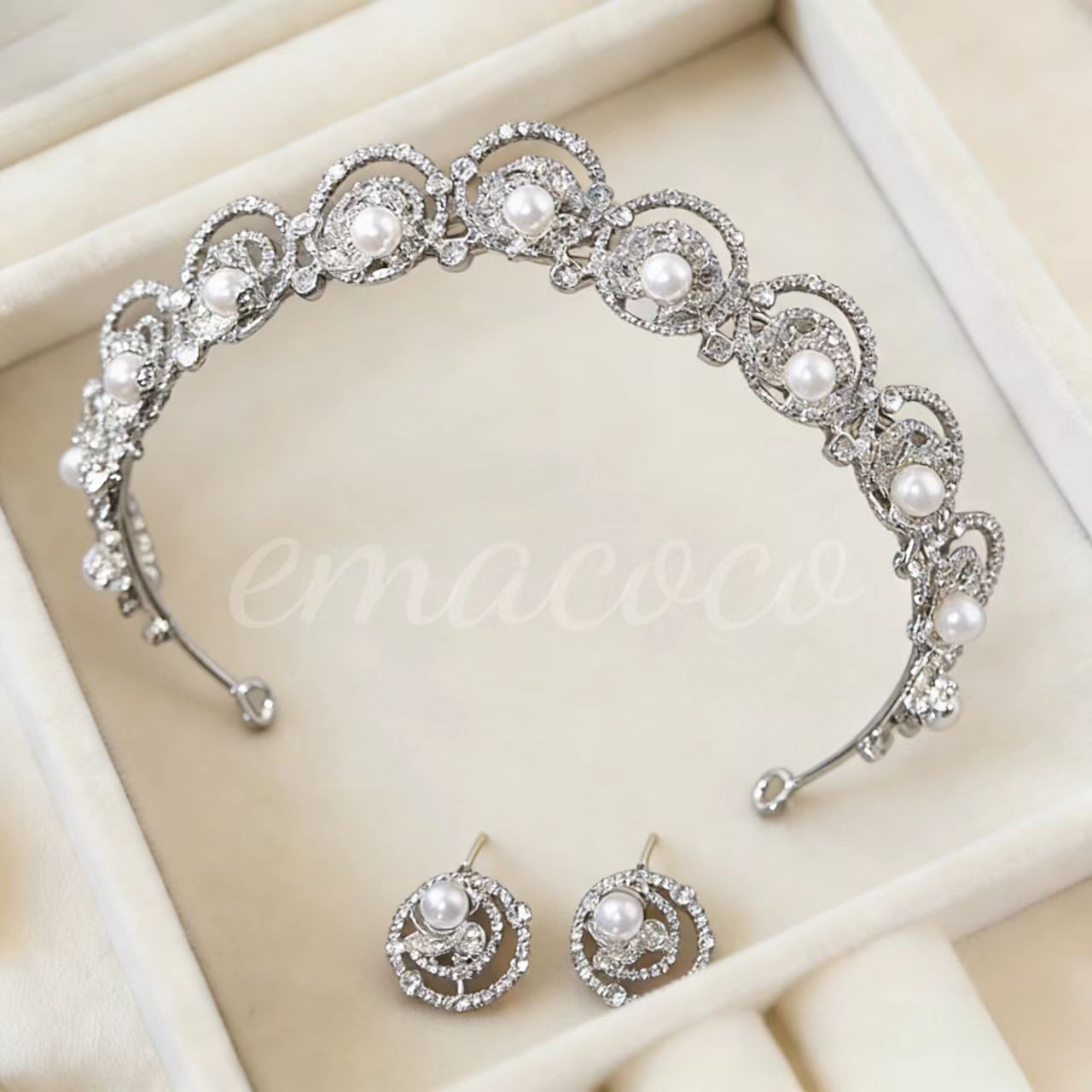 ＊星夜真珠＊ブライダル ティアラ ネックレス ピアス 3点セット パールアクセサリー 結婚式 前撮りR60122