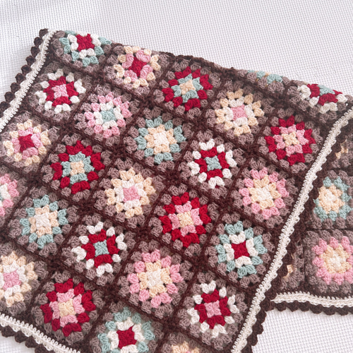 グラニースクエア 手編み ブランケット｜一点もの 再販なし グラニースクエア 手編みブランケット 一点もの・再販なし その他