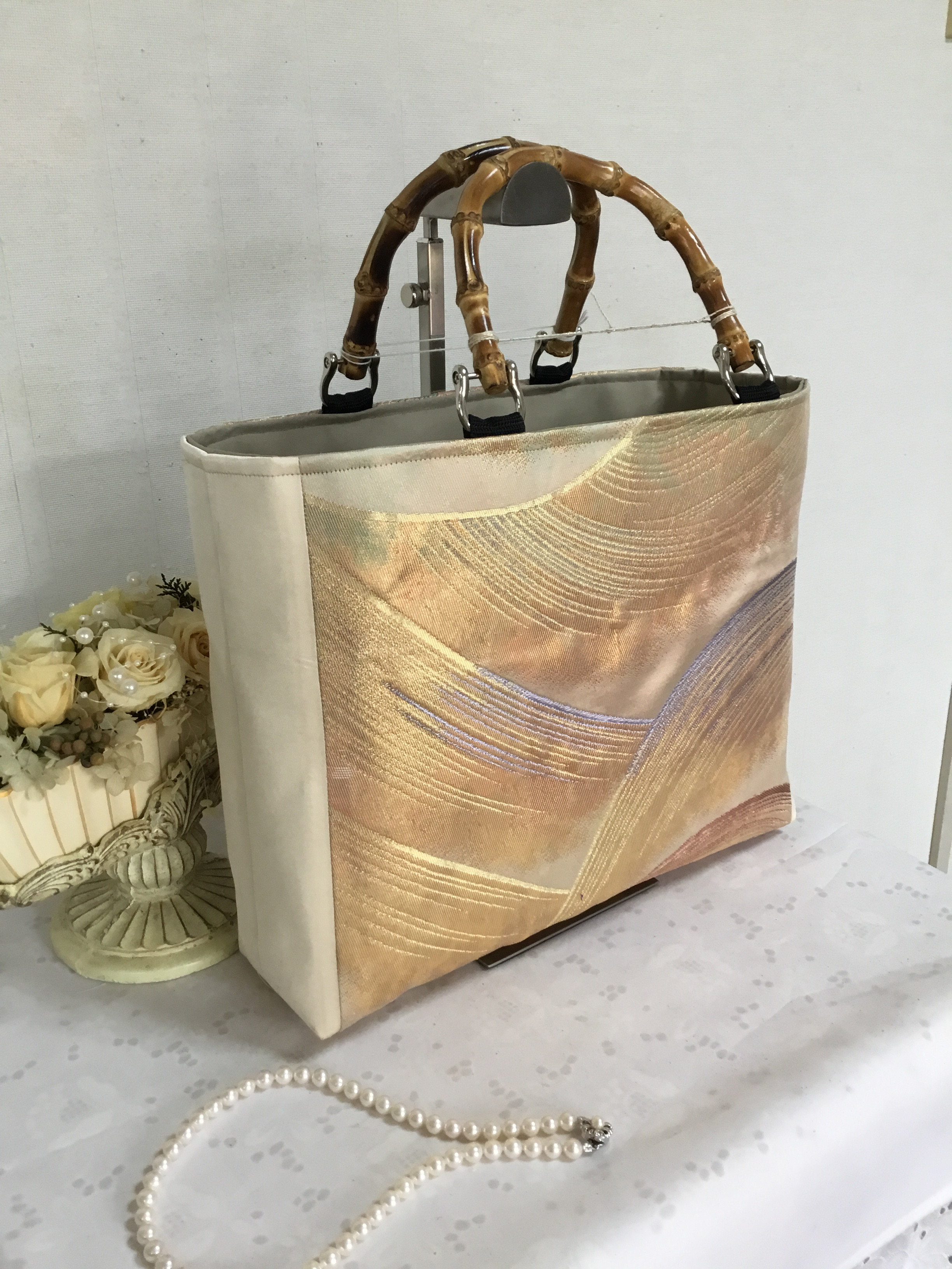 花ぷらら・シンプルで使いやすい・洋服でも着物でも使える・ハンドメイド・リメイク・帯・大きめ・トートバッグ・156