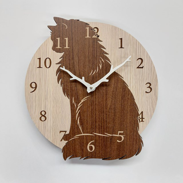 【名入れ・字入れ】　ねこちゃん はみ出し壁掛け時計 猫 長毛種　茶色　 静音時計 4,756円