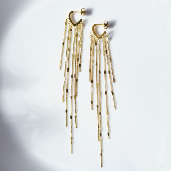 綺麗に揺れる★流星の尾のピアス★サージカルステンレス　～流星の尾 5枚目の画像