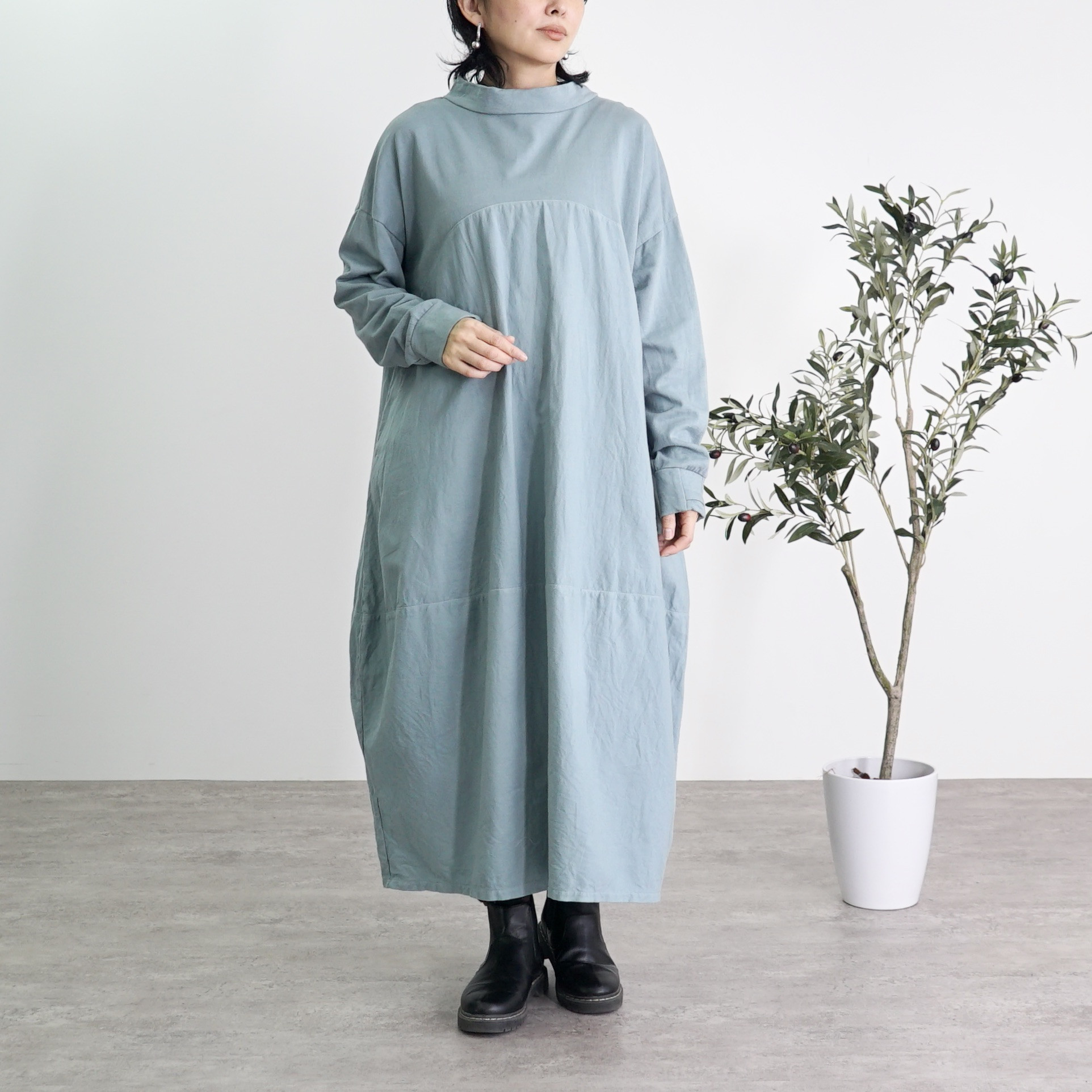 コクーンニットワンピース/ミストブルー/三河織物