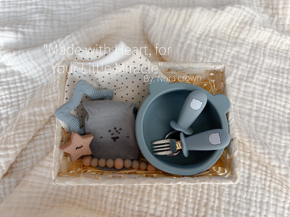 出産祝い　選べるデザインˎˊ˗ ‎くまさん食器セット・スタイ・歯固め・靴下・おしゃぶりホルダー　名入れ　女の子・男の子　 3枚目の画像