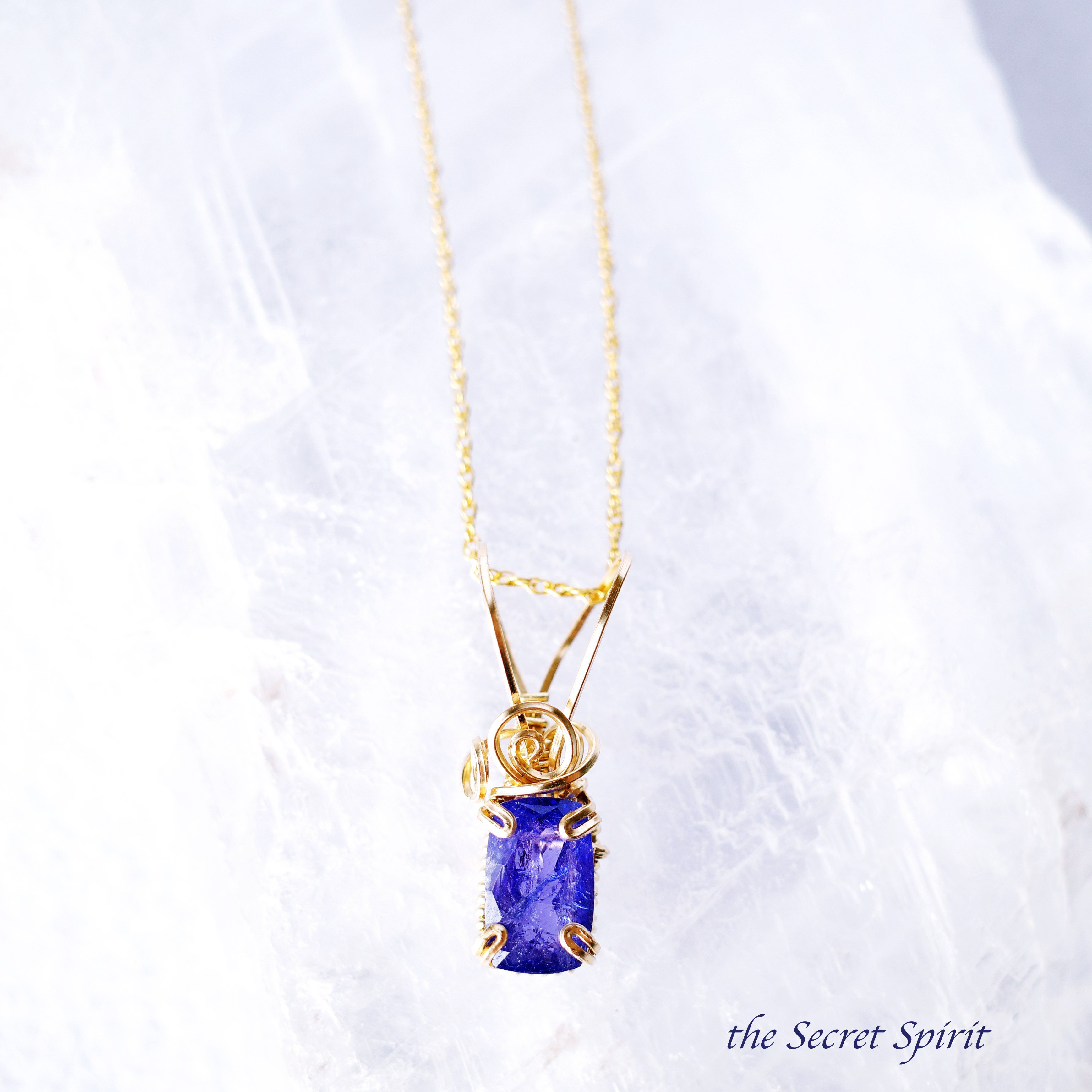 【人生の方向性や目的に迷っている方へ】タンザナイト 14Kgfネックレス