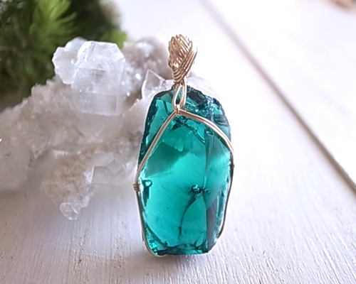 セドナジュエリー　アンダラクリスタル　ペンダントTOP ユニセックス シエラネバダ産アンダラクリスタル☆宝石質~Gem Violet Sovereign