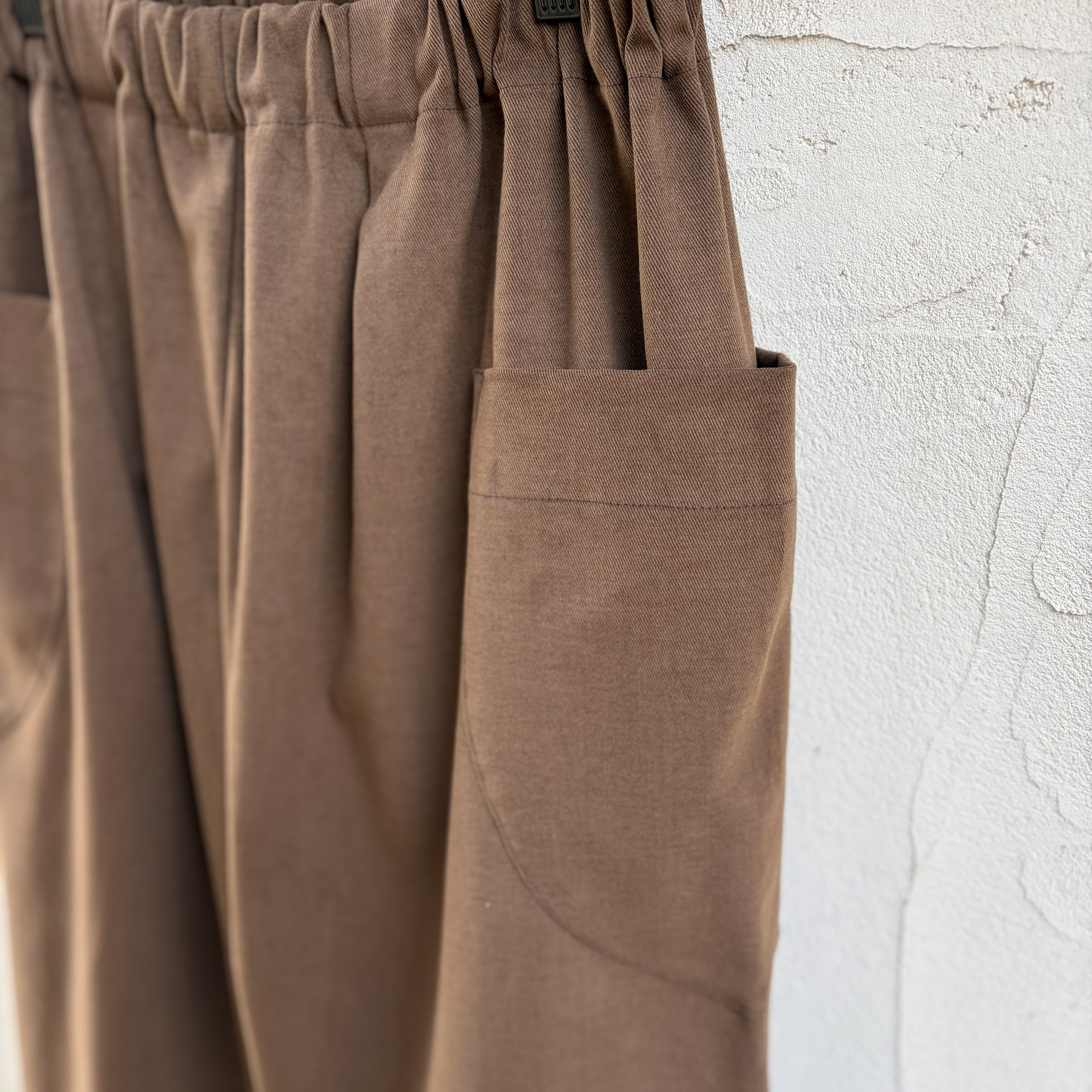 ストレッチコットンのポポパンツ