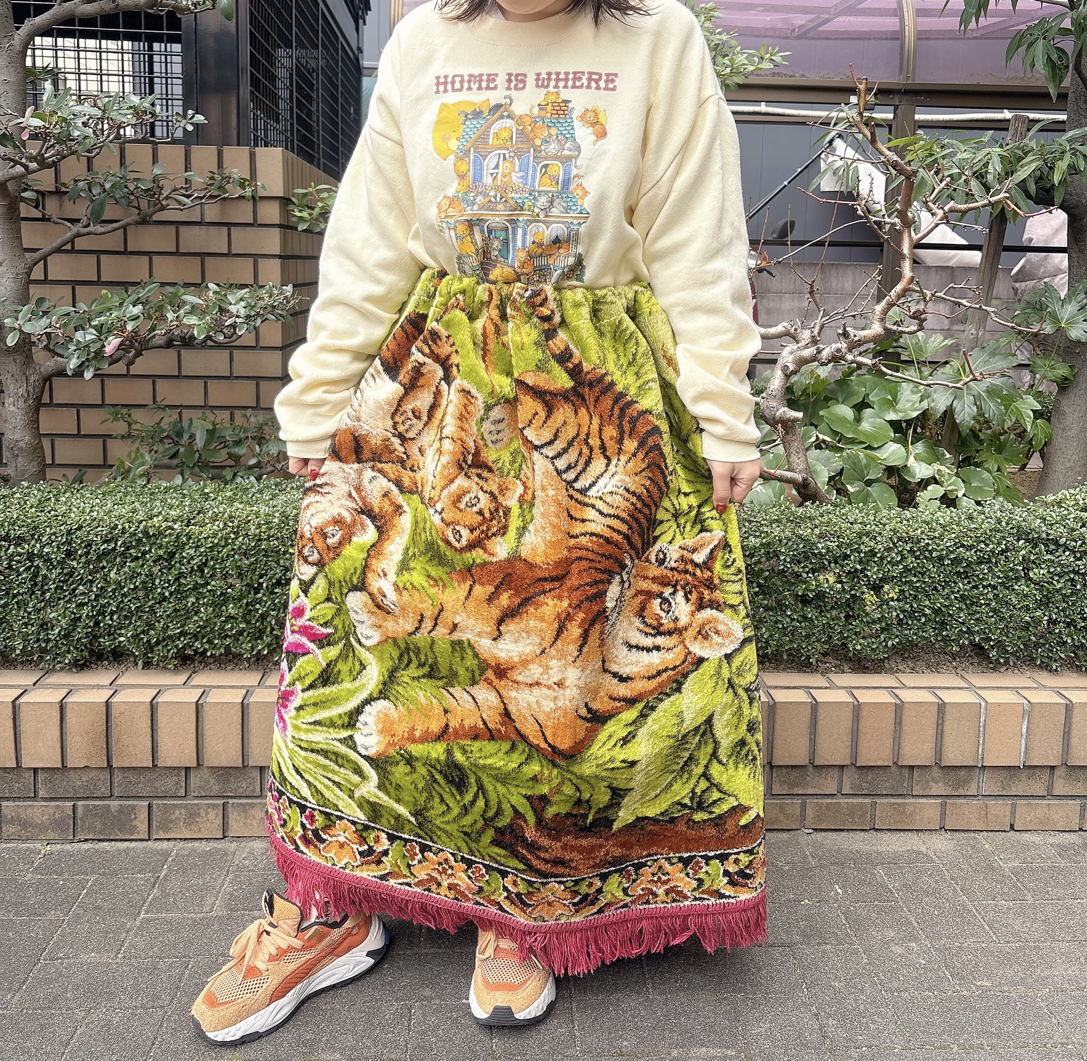 古着　ヴィンテージ　vintage スカート　ボリュームスカート　パッチワーク　パッチワークスカート　柄　総柄　トラ