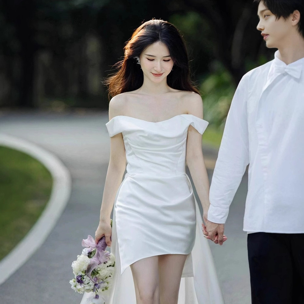 高級感 白黒 オフショルダー ウェディングドレス シンプル 韓国風 結婚式 誕生日 披露宴 二次会 前撮り HL1389