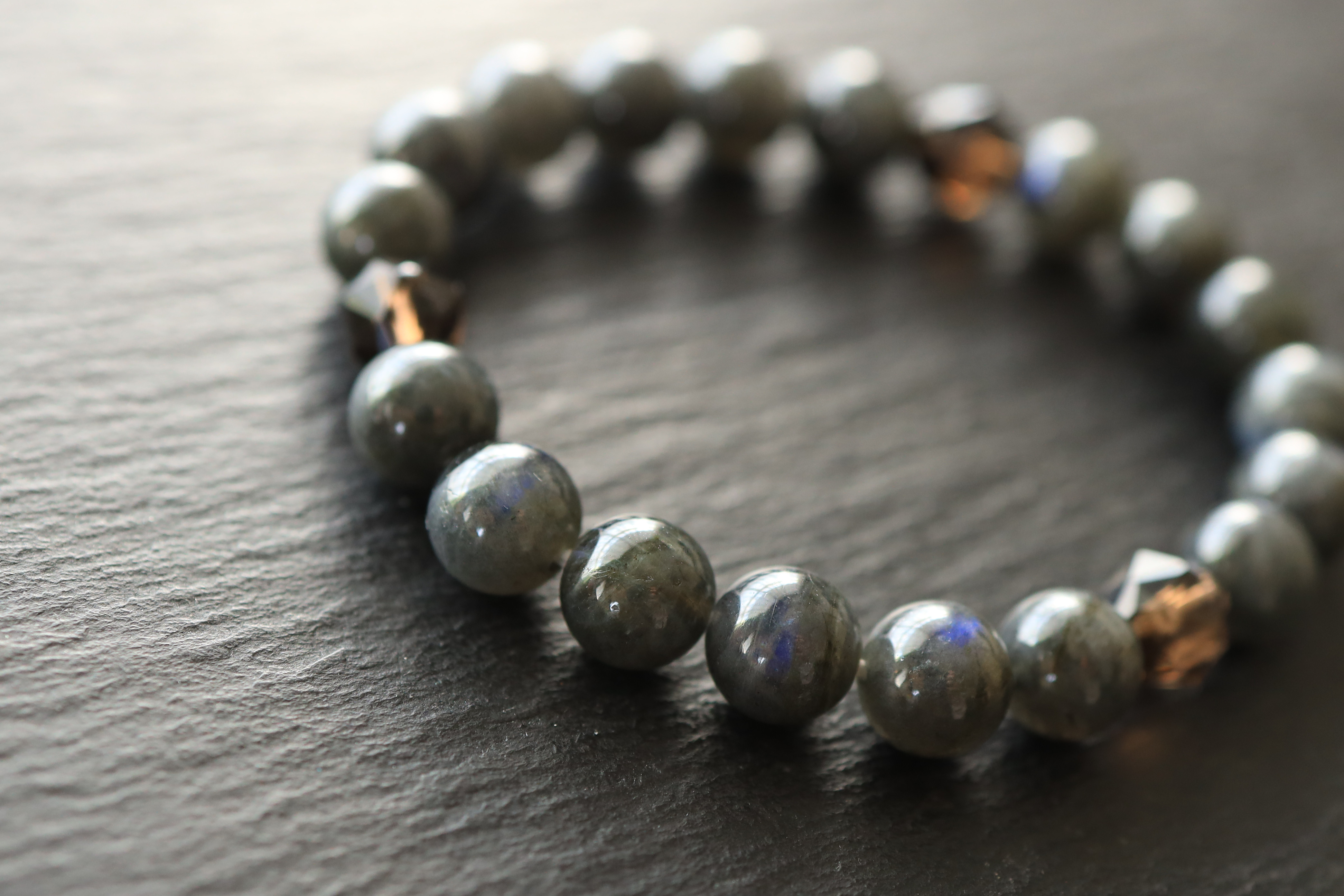 …☆スーパープレミアム☆ロイヤルブルー＆キャッツアイ：ブラックラブラドライト：9ミリ＆スモーキークォーツ☆天然石☆…