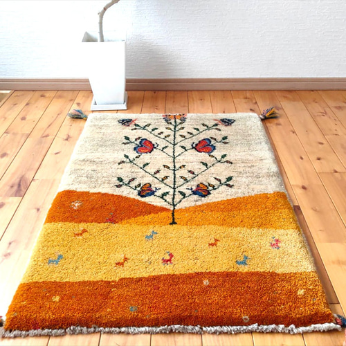 ペルシャ ギャッベ 玄関マット 88x63㎝ ベージュ 黄金色 蝶 RJ5240