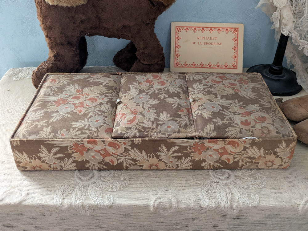 フランス 1950-1960年 カルトナージュのお裁縫箱 カルティエ=ブレッソン