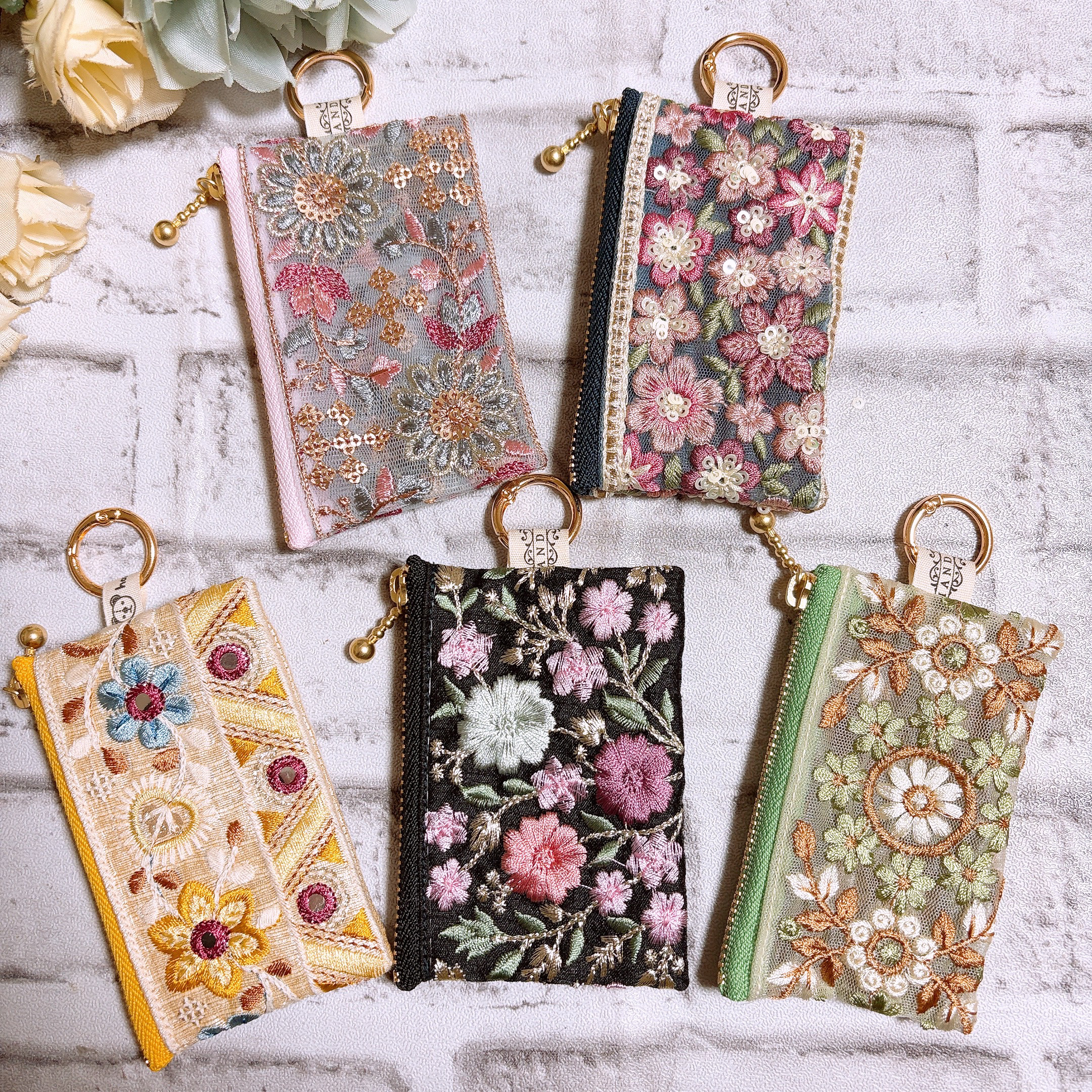 インド刺繍リボン ポーチ マルチポーチ ハンドメイド ミニポーチ