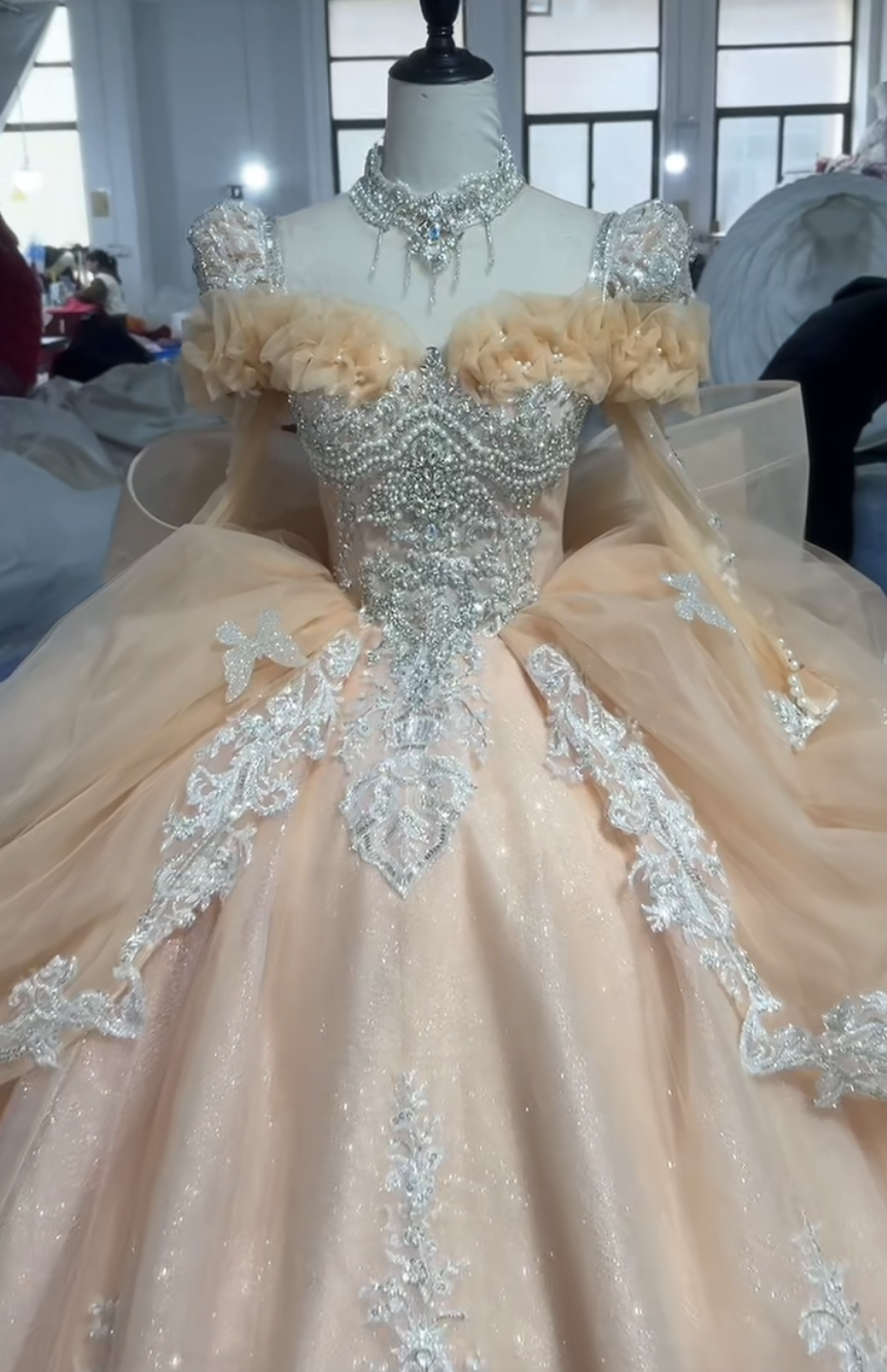 買わないと損　お色直し　バックリボン　オレンジ　ラメ入り　キラキラスカート　ボリューム　オフショルダー　ふんわりチュール